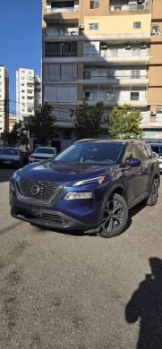 2021 Nissan Rogue SV AWD with Panoramic Roof and Advanced Safety Features