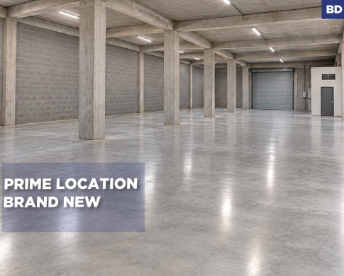 BRAND NEW WAREHOUSE FOR RENT/Btouratij,KOURA/بتوراتيج Main Highway/REF#BD140765 !
