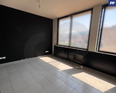 OFFICE/PRIME LOCATION / 5TH FLOOR/BUSINESS AREA/HAZMIYEH ,BAABDA/الحازمية /REF#PF140734