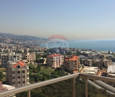 R9-3946 Duplex for Sale in Amchit – Jbeil, 170 m², Sea View, Terrace 40 m² دوبلكس للبيع في عمشيت – جبيل، 170 م²، إطلالة بحرية، تراس 40 م²