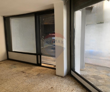 R9-3943 Shop for Sale in Rahbet Street – Tripoli, 2 Floors, 3 Facadesمحل للبيع في رحبة – شارع طرابلس، طابقين، 3 واجهات