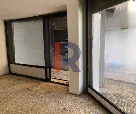 R9-3943 Shop for Sale in Rahbet Street – Tripoli, 2 Floors, 3 Facades