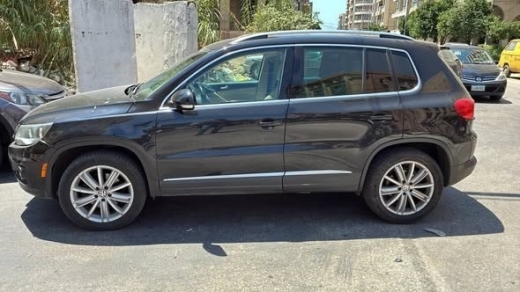 Volkswagen Tiguan 2013 Full Option — 4