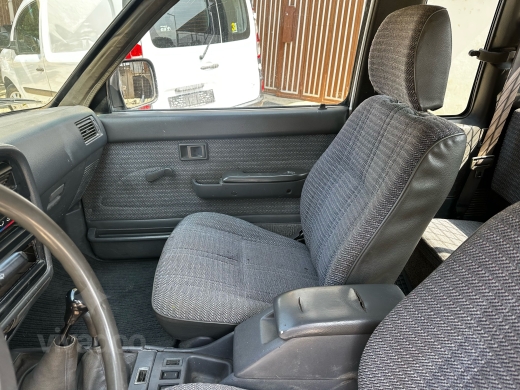 توتا هايلوكس غمارة ونص بحالة ممتازة جداً | Toyota Hilux Extra Cab Super Clean — 6