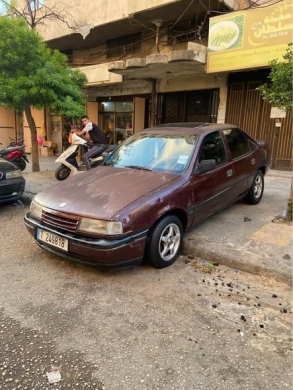 1990 Automatic Car — 2