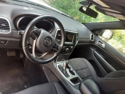 Jeep Grand Cherokee Laredo 2018 — 4