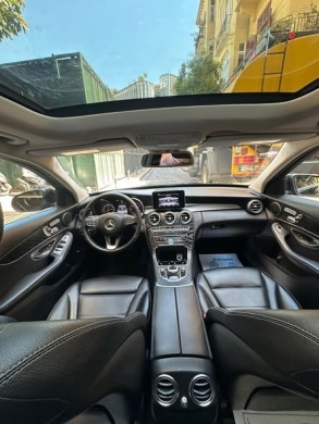 Mercedes C300 2017 Fully Loaded — 3