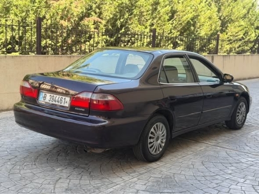 Honda Accord 2000 — 4