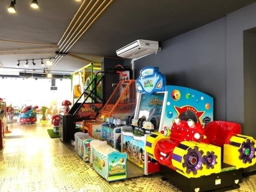 Complete children's amusement park project — 2