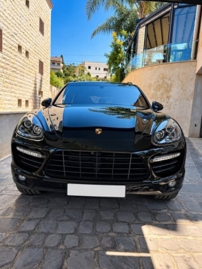 Porsche Cayenne Turbo 2012