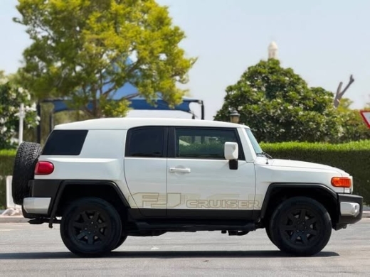 Toyota FJ Cruiser 2018 — 2