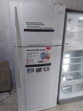 Toshiba Refrigerator 28 Feet