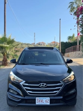 Hyundai Tucson 2018 Limited Edition AWD — 3
