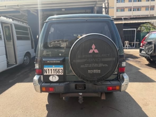 Mitsubishi Pajero 1993 — 3