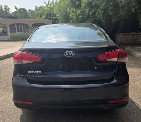 Kia Cerato 2017 — 4