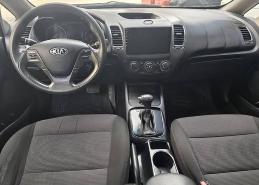 Kia Cerato 2017 — 5