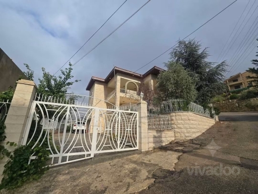 فيلا للبيع في بحمدون بطلون سوبر ديلوكس مع حديقة | Super Deluxe Villa for Sale in Bhamdoun - Boutloun