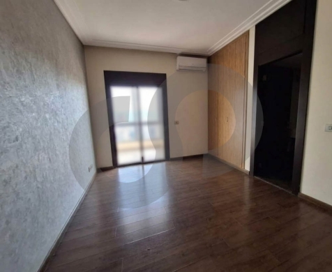 Fully Renovated Apartment/big storage room/4th floor/modern… — 8