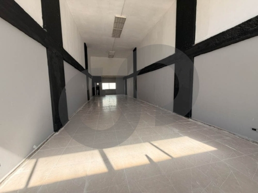 Showrooms/ Multiple sizes and layouts available/zouk mosbeh,keserouan/زوق مص… — 4