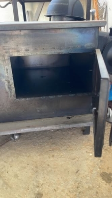 Large Iron Diesel Stove — 2