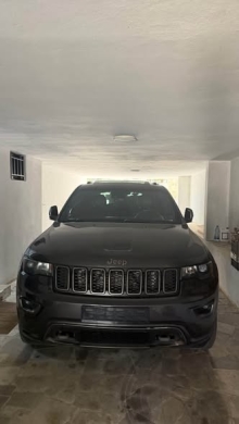 Jeep Grand Cherokee 2017 Anniversary Edition