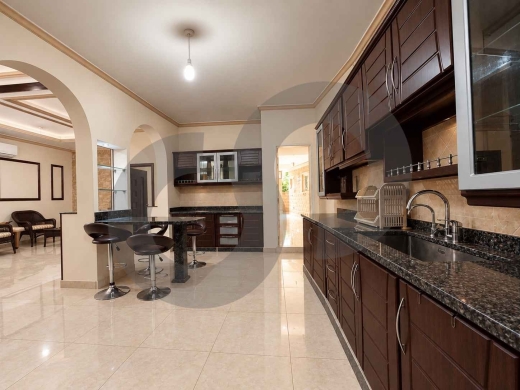 RENTAL DEAL/Traditional Lebanese Charm in Quiet… — 5