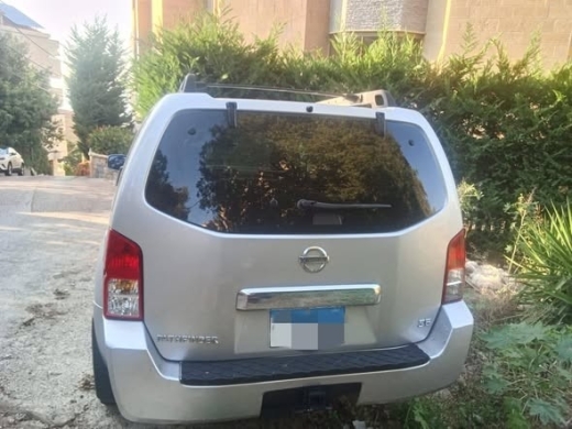 Nissan Pathfinder 2005 — 2