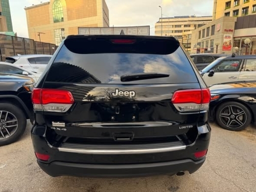Jeep Grand Cherokee 2018 Limited 4WD — 5