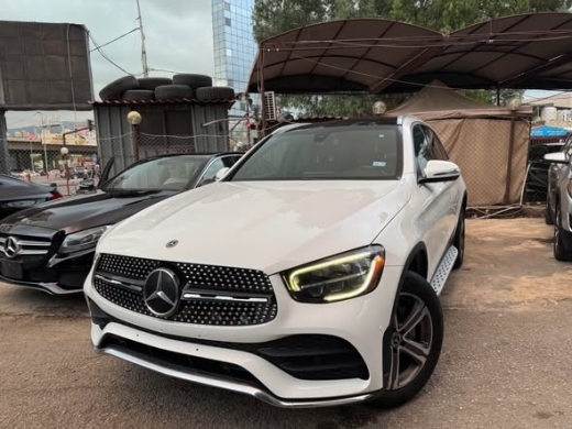 Mercedes GLC300 2020