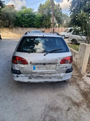 Toyota Avensis 2000 — 4