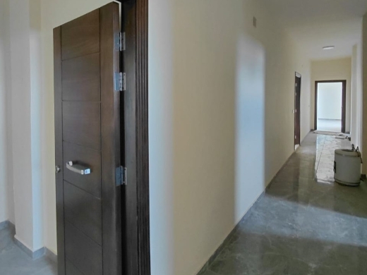 400 SQM Grand Office For Rent in Bouchrieh — 9