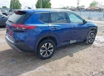 Nissan Rogue 2021 Blue Panoramic — 3