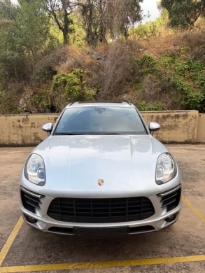 2018 Porsche Macan S — 2