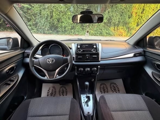 Toyota Yaris 2016 — 5