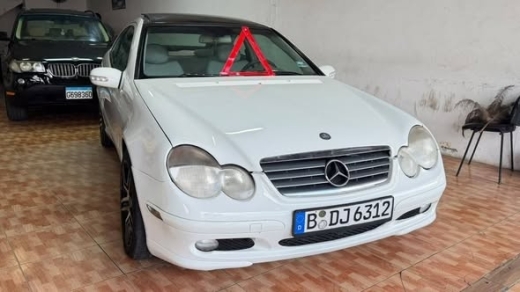 Mercedes Compact 2004 — 2