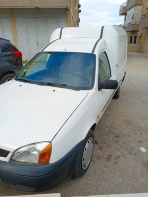 Ford Rapid 2001 — 2