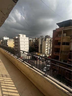 190 sqm Apartment in Ain El Remmeneh
