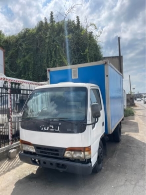 Isuzu 2000 Diesel — 3