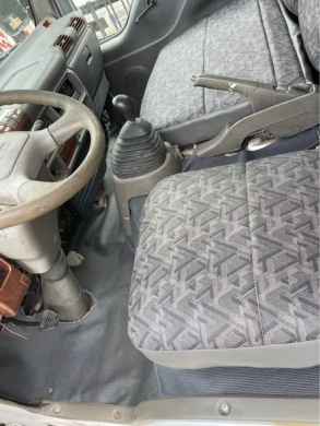 Isuzu 2000 Diesel — 5
