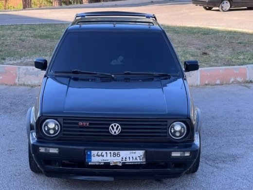 Volkswagen Golf 2 GTI