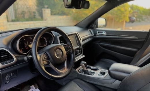 Jeep Grand Cherokee 2016 Anniversary Edition 75th — 3