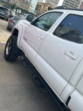 Toyota Tacoma 2009 V6 4x4 — 5