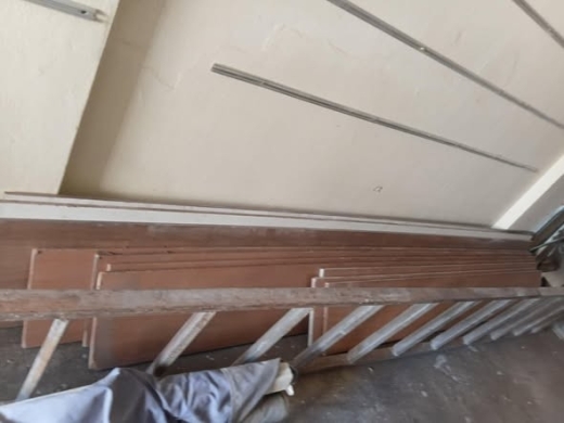 Used Commercial Shop Contents