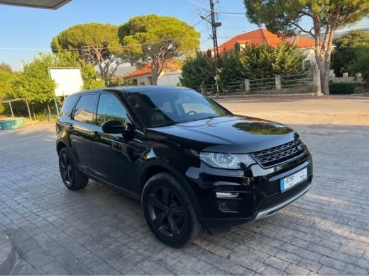 Land Rover Discovery 2016 and 2017 — 3
