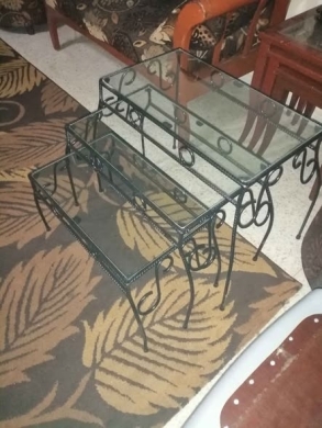 Various home items for sale — 4