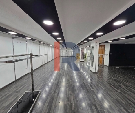 R9-3967 Showroom for Rent in Daher El Ain Koura | 275 m² | Parking for 15 Cars & Solar Panel Ready