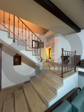 Historic House/HBOUB,JBEIL/حبوب/GARDEN 400 SQM/fully furnished/REF#NI140988 ! — 2