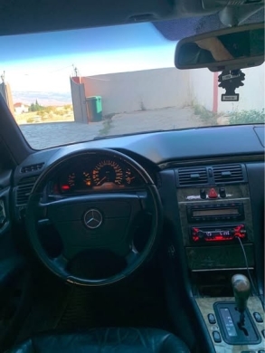 Mercedes-Benz E320 Avantgarde 1996 — 4