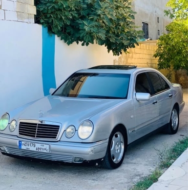 Mercedes-Benz E320 Avantgarde 1996 — 2