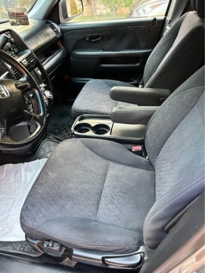 Honda CRV 2006 4WD — 5